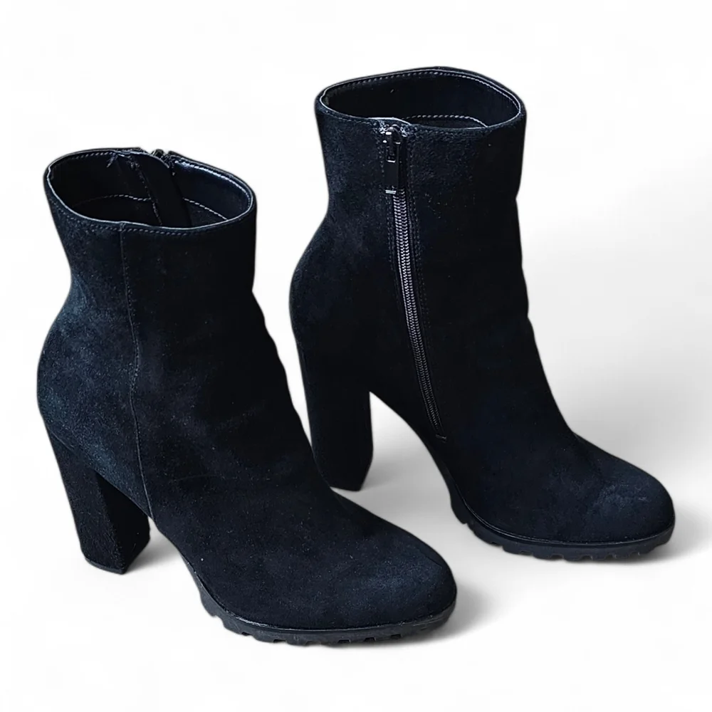 ALDO Women’s Black Suede Block Heel Ankle Boots Size 8.5 - Picture 3 of 9